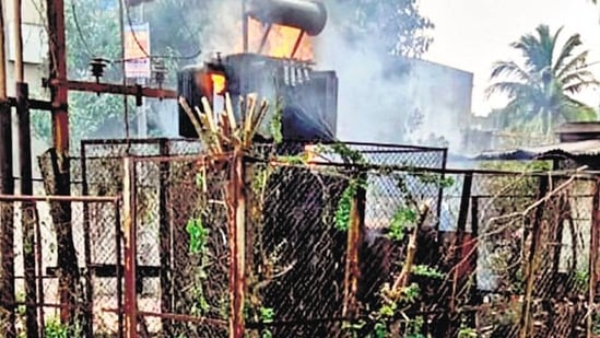 A transformer exploded in Bengaluru, killing a teenager and her father.&nbsp;(HT PHOTO)