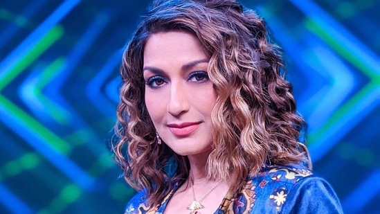 Sonali Bendre as a judge on Dance India Dance Lil Masters.&nbsp;