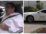 This is Union minister Nitin Gadkari's hydrogen-powered electric vehicle. This is Union minister Nitin Gadkari's hydrogen-powered electric vehicle. 