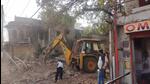 MCG demolishes four shops in Kaman Sarai coming in way of parking facility MCG demolishes four shops in Kaman Sarai coming in way of parking facility