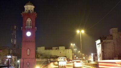 Ludhiana MC superintendent Vivek Verma said notices will be served to remaining hospitals also in the coming days and 85 hospitals have been covered in first phase. (HT File)