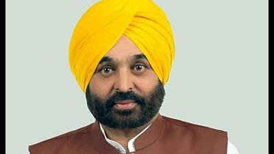 Punjab chief minister Bhagwant Mann on Wednesday prohibited all private schools from hiking their fee in the coming academic session and compelling children to buy books and uniform from a particular shop. Punjab chief minister Bhagwant Mann on Wednesday prohibited all private schools from hiking their fee in the coming academic session and compelling children to buy books and uniform from a particular shop.