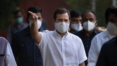 Rahul Gandhi on Wednesday attacked PM Modi after fuel prices were hiked for the 8th time in the last 9 days.&nbsp;