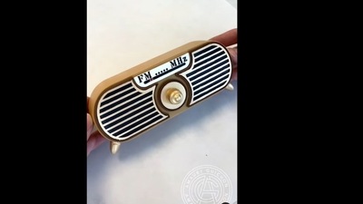 Amaury Guichon made this vintage radio out of chocolate and caramel. (amauryguichon/Instagram ) Amaury Guichon made this vintage radio out of chocolate and caramel. (amauryguichon/Instagram )