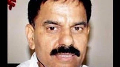 The two-time MLA and former minister from Samba constituency, Yash Paul Kundal has decided to part ways with the Jammu and Kashmir National Panthers Party while party chairman and former education minister Harsh Dev Singh has also started weighing his options. (HT File Photo) The two-time MLA and former minister from Samba constituency, Yash Paul Kundal has decided to part ways with the Jammu and Kashmir National Panthers Party while party chairman and former education minister Harsh Dev Singh has also started weighing his options. (HT File Photo)