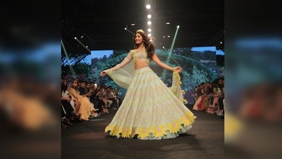 She captioned her post, "Ended the show with the most stunning show-stopper @hegdepooja who made this evening even more special than what it already was." (Instagram/@keerthikadireofficial) She captioned her post, "Ended the show with the most stunning show-stopper @hegdepooja who made this evening even more special than what it already was." (Instagram/@keerthikadireofficial)