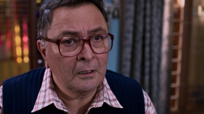 Sharmaji Namkeen movie review: Rishi Kapoor in a still from the movie. Sharmaji Namkeen movie review: Rishi Kapoor in a still from the movie.