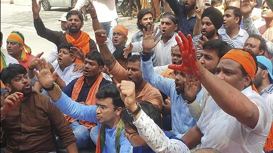Bharatiya Janata Yuva Morcha president Tejasvi Surya leading a protest against chief minister Arvind Kejriwal’s speech in the Delhi assembly on the movie The Kashmir Files, in New Delhi, on Wednesday. (PTI Photo)