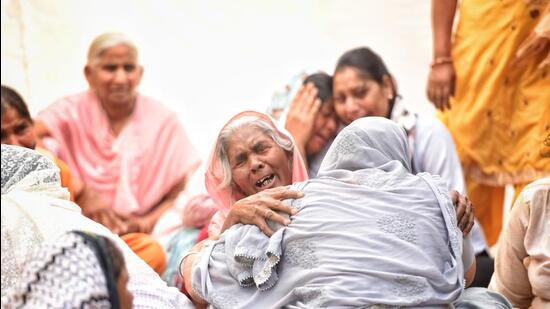 Relatives of one of the victims at Rohini, on Wednesday. (Sanchit Khanna/HT)