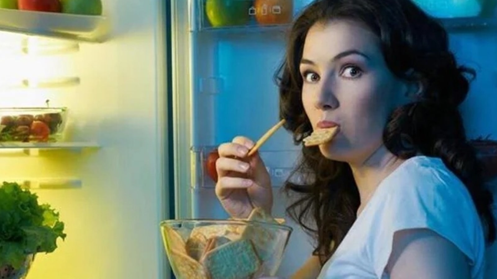 Night Eating Disorder: Do you eat too much at night? Know early ...