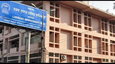 Engineers’ body served a notice to the local bodies department’s principal secretary and deputy commissioner-cum-Ludhiana Improvement Trust (LIT) chairman, urging them to take corrective steps. (HT FILE) Engineers’ body served a notice to the local bodies department’s principal secretary and deputy commissioner-cum-Ludhiana Improvement Trust (LIT) chairman, urging them to take corrective steps. (HT FILE)