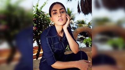Mrunal Thakur and Shahid Kapoor's upcoming film Jersey is set to hit theatres on April 14. (Instagram/@mrunalthakur) Mrunal Thakur and Shahid Kapoor's upcoming film Jersey is set to hit theatres on April 14. (Instagram/@mrunalthakur)