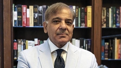 PML-N leader Shehbaz Sharif (File Photo) PML-N leader Shehbaz Sharif (File Photo)