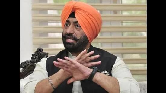 Thwart Centre’s attempts to usurp federal rights of Punjab: Congress MLA Khaira to CM Bhagwant Mann