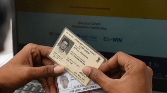 The most common method of linking PAN with Aadhar is through the Income Tax e-filing portal.(Satish Bate/HT file photo)