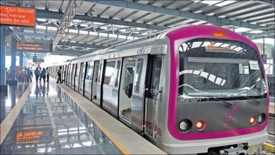 Bengaluru Metro introduces daily and 3-day passes.(Twitter/MelbinMathew21)