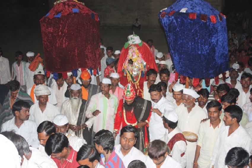 The annual three-day fair in Ashtur, Bidar, celebrated by Muslims and Hindus harmoniously. (Researchgate image) The annual three-day fair in Ashtur, Bidar, celebrated by Muslims and Hindus harmoniously. (Researchgate image)