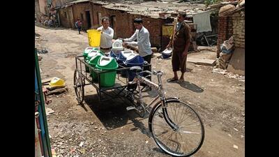 A cycle rickshaw used by Kalyan Dombivli Municipal Corporation to collect segregated waste from areas inaccessible by garbage vans. (HT PHOTO) A cycle rickshaw used by Kalyan Dombivli Municipal Corporation to collect segregated waste from areas inaccessible by garbage vans. (HT PHOTO)
