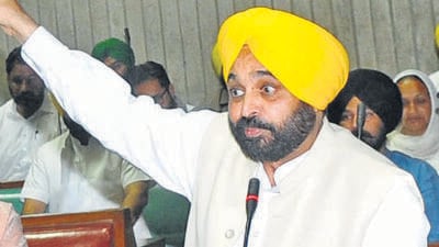 Chandigarh, India - April 01, 2022: Punjab Chief Minister Bhagwant Mann delivers a speech during one-day special Punjab assembly session in Chandigarh, India on Friday, April 01, 2022. (Photo by Ravi Kumar/Hindustan Times) Chandigarh, India - April 01, 2022: Punjab Chief Minister Bhagwant Mann delivers a speech during one-day special Punjab assembly session in Chandigarh, India on Friday, April 01, 2022. (Photo by Ravi Kumar/Hindustan Times)