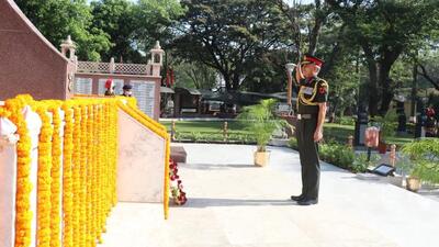 A solemn wreath-laying ceremony was organised at Southern Command War Memorial to pay homage to the brave sons of Southern Command who laid down their lives in the line of duty. (HT PHOTO)