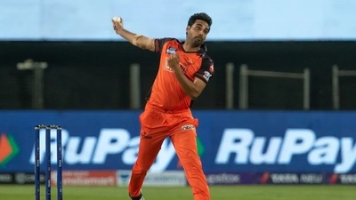 Bhuvneshwar Kumar in action for Sunrisers Hyderabad. (IPLT20.com) Bhuvneshwar Kumar in action for Sunrisers Hyderabad. (IPLT20.com)