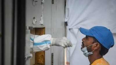 Covid-19 cases: India logs 1,335 fresh covid cases, 52 deaths in 24 hours (HT File Photo) Covid-19 cases: India logs 1,335 fresh covid cases, 52 deaths in 24 hours (HT File Photo)