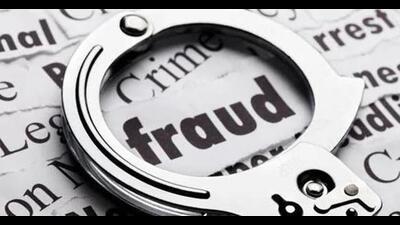 The district police have arrested three persons, including an official of a private bank, for allegedly preparing fake documents for army personnel to secure loan.
