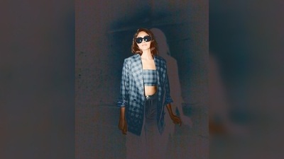 Mrunal Thakur carries her outfit effortlessly with poise and the camera edit added extra drama to her overall look. (Instagram/@mrunalthakur) Mrunal Thakur carries her outfit effortlessly with poise and the camera edit added extra drama to her overall look. (Instagram/@mrunalthakur)