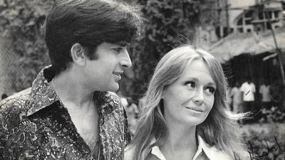 Shashi Kapoor with his wife Jennifer Kendal. Shashi Kapoor with his wife Jennifer Kendal.