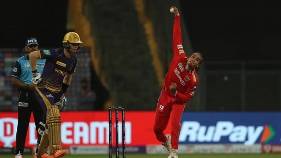 Rahul Chahar picked two in two against Kolkata Knight Riders(iplt20.com)