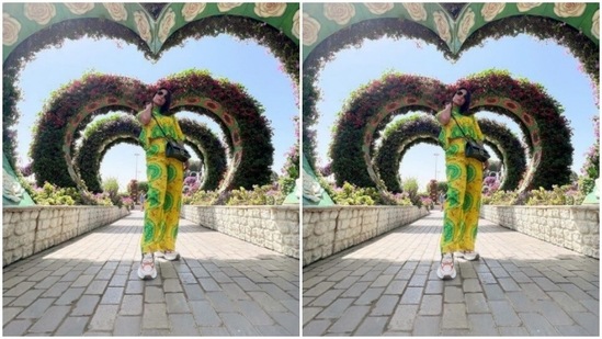 For footwear, Hina opted for white sneakers for her day out with the sun and the city.(Instagram/@realhinakhan)