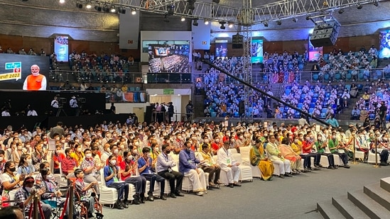 Unblick Xxxnxporn Video - PM Modi interacts with students for 'Pariksha Pe Charcha'. Watch LIVE |  Latest News India - Hindustan Times