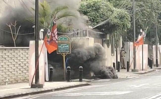 An explosion sound was heard in Bengaluru near Mount Carmel college as Union Minister for Home Amit Shah was returning from an event in Chikballapur (Source: NDTV Twitter) An explosion sound was heard in Bengaluru near Mount Carmel college as Union Minister for Home Amit Shah was returning from an event in Chikballapur (Source: NDTV Twitter)