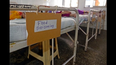 Four school students of BR Ambedkar Ashram in Shiroda Village of Bhiwandi were admitted to a hospital after showing symptoms of food poisoning on Saturday afternoon. (HT FILE PHOTO)