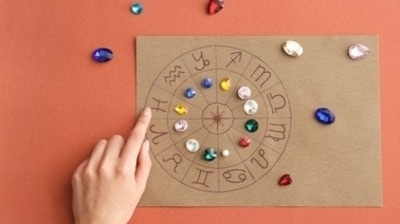 According to some experts, gems are generally worn for the ascendant owner of the fifth and ninth house in the horoscope and not worn for the owner of the sixth, eighth and twelfth house in the horoscope. According to some experts, gems are generally worn for the ascendant owner of the fifth and ninth house in the horoscope and not worn for the owner of the sixth, eighth and twelfth house in the horoscope.