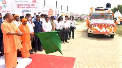 Uttar Pradesh chief minister Yogi Adityanath at launch of a campaign aimed at controlling communicable diseases in Siddharthnagar. (HT PHOTO) Uttar Pradesh chief minister Yogi Adityanath at launch of a campaign aimed at controlling communicable diseases in Siddharthnagar. (HT PHOTO)