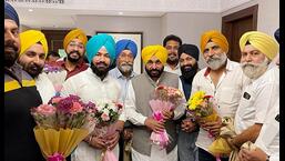 Representatives and dignitaries of the Sikh society of Gujarat called on Punjab chief minister Bhagwant Mann on Sunday, after the latter’s visit to the Swaminarayan Temple in Gujarat’s Shahibaug with Aam Aadmi Party (AAP) national convener Arvind Kejriwal.