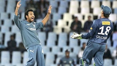 Rohit Sharma and Adam Gilchrist (Twitter) Rohit Sharma and Adam Gilchrist (Twitter)