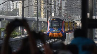 On Saturday as well, a technical glitch was reported in a train going towards Aarey metro station from Kandivali at 10 pm (Vijay Bate) On Saturday as well, a technical glitch was reported in a train going towards Aarey metro station from Kandivali at 10 pm (Vijay Bate)