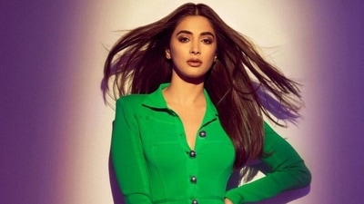 Pooja Hegde's 'Kacchi Kairi' look in ₹27k figure-hugging dress will give you the summer feels: Check out pics Pooja Hegde's 'Kacchi Kairi' look in ₹27k figure-hugging dress will give you the summer feels: Check out pics
