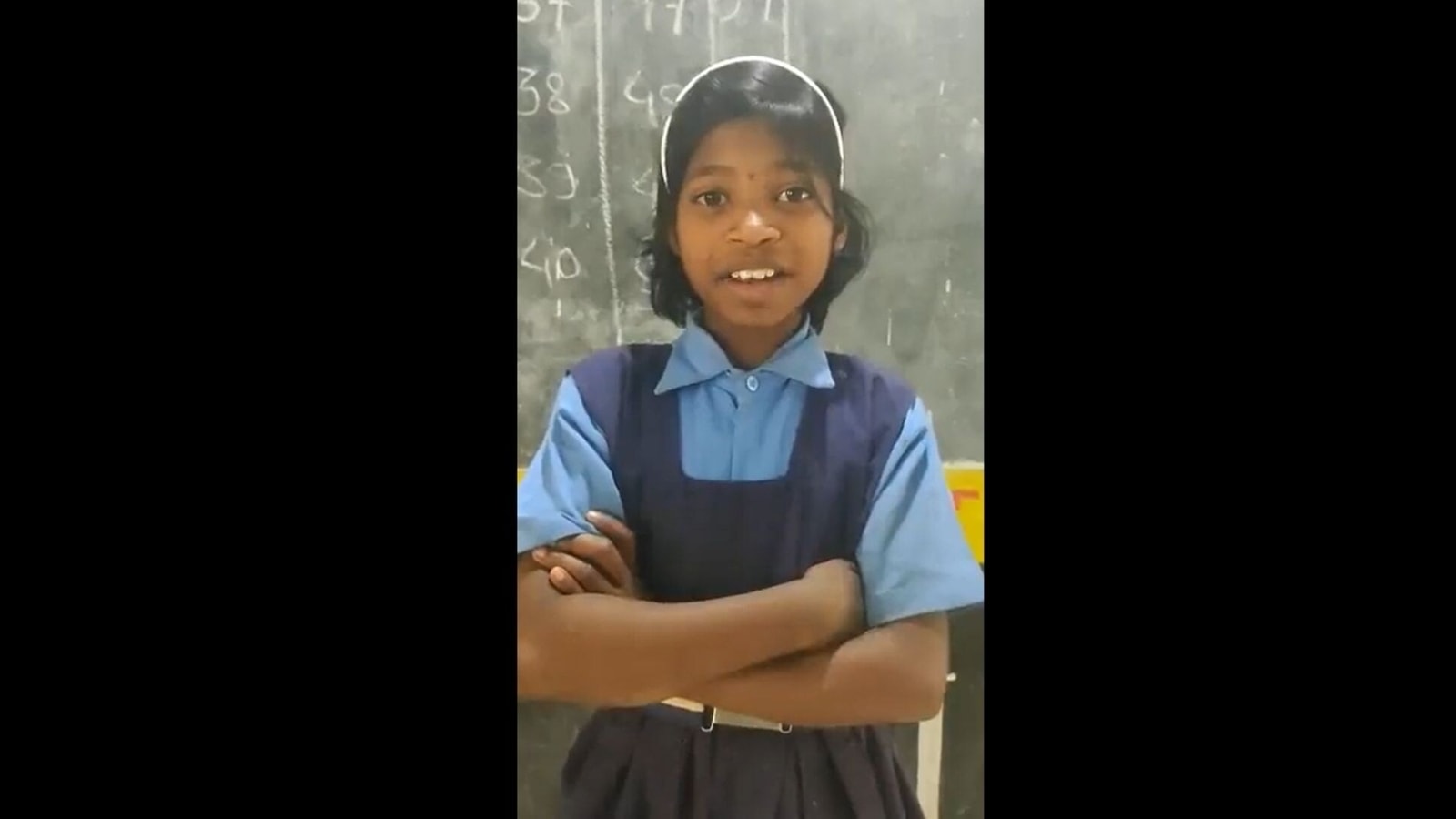 8-year-old school girl sings Kahi Pyaar Na Ho Jaye in her melodious voice Trending photo