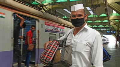 A dabbawala at Sanpada Railway Station in Navi Mumbai, India. (Photo: Bachchan Kumar/ HT - for representational purpose only) A dabbawala at Sanpada Railway Station in Navi Mumbai, India. (Photo: Bachchan Kumar/ HT - for representational purpose only)