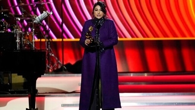 Arooj Aftab accepts the best global music performance for Mohabbat at the 64th Annual Grammy Awards on Sunday, April 3, 2022, in Las Vegas. (AP Photo) (Chris Pizzello/Invision/AP) Arooj Aftab accepts the best global music performance for Mohabbat at the 64th Annual Grammy Awards on Sunday, April 3, 2022, in Las Vegas. (AP Photo) (Chris Pizzello/Invision/AP)