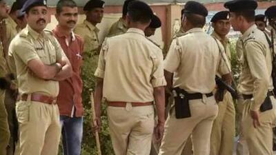 Violence broke out in Karauli on Saturday when some miscreants pelted stones on a bike rally.