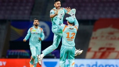 Avesh Khan of Lucknow Super Giants celebrates the wicket of Abdul Samad of Sunrisers Hyderabad, during match 12 of the Indian Premier League 2022 (PTI) Avesh Khan of Lucknow Super Giants celebrates the wicket of Abdul Samad of Sunrisers Hyderabad, during match 12 of the Indian Premier League 2022 (PTI)