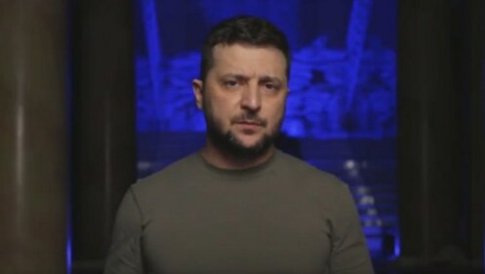 A pre-recorded speech of Ukrainian President Volodymyr Zelensky was played at the Grammy Awards 2022.