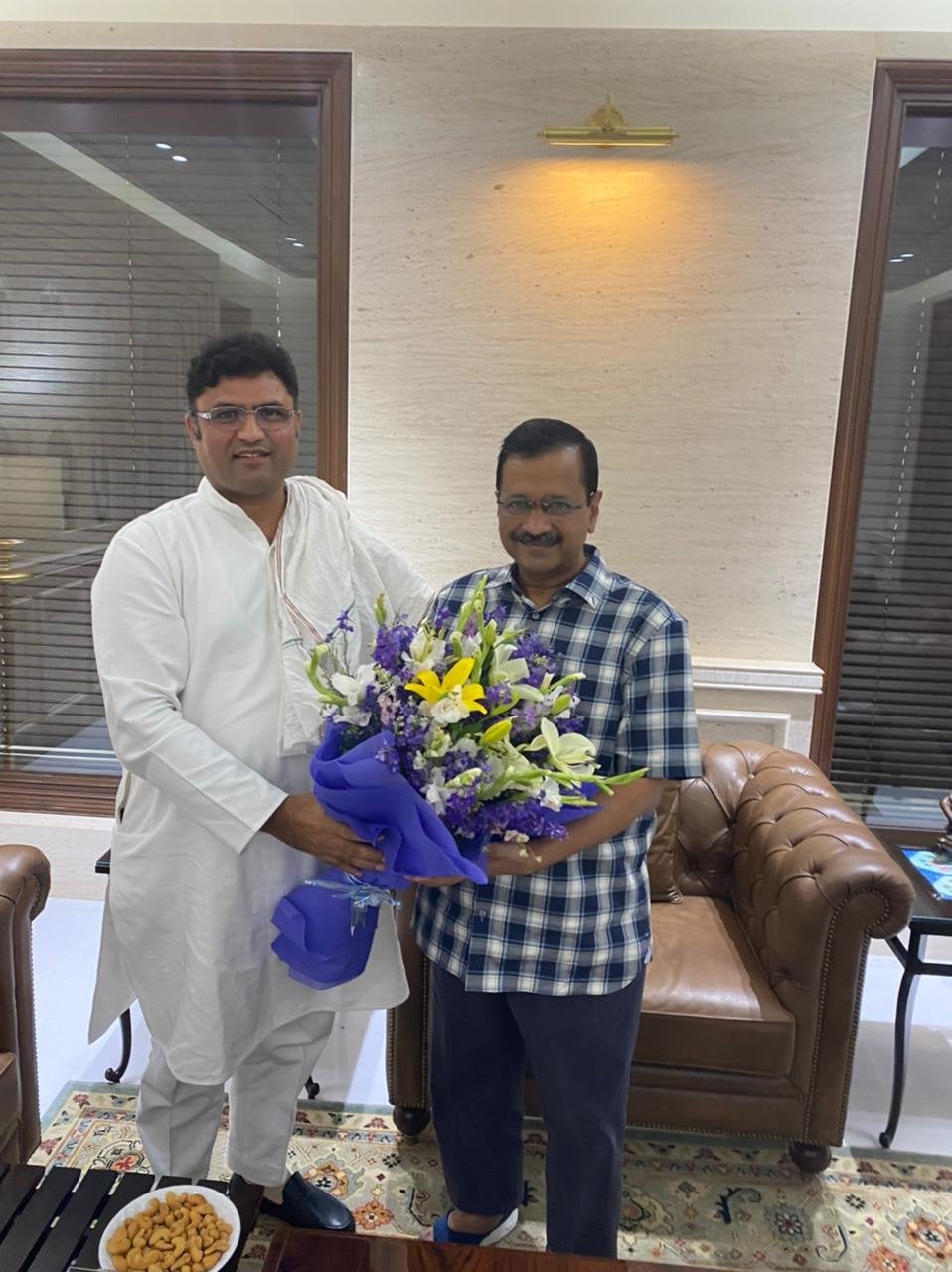 Ashok Tanwar meet AAP convener Arvind Kejriwal on Monday.