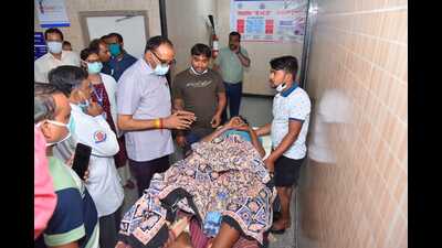 Deputy chief minister and health minister Brajesh Pathak meeting patients at KGMU to take stock of facilities there. (SOURCED) Deputy chief minister and health minister Brajesh Pathak meeting patients at KGMU to take stock of facilities there. (SOURCED)