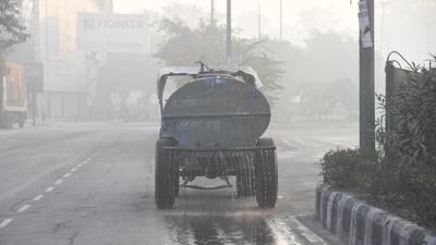 Pune-based activist Vivek Velankar, on Tuesday demanded to recover  ₹22 lakh from contractor and requested an inquiry regarding the Pune Municipal Corporation (PMC) issuing extra money to the agency who did not carry out the works. (HT FILE PHOTO)