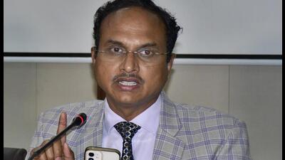 DC Varinder Kumar Sharma said the society would provide fresh breakfast and lunch at langar sewa to the students of Labour School as well as patients and attendants at the Civil Hospital in Ludhiana. (HT FILE)